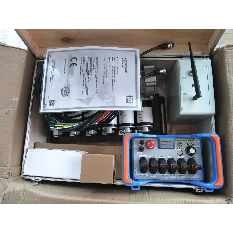 

4 Joystick Control Crane Clutch Motor Wireless Crane Remote 12v 24v
