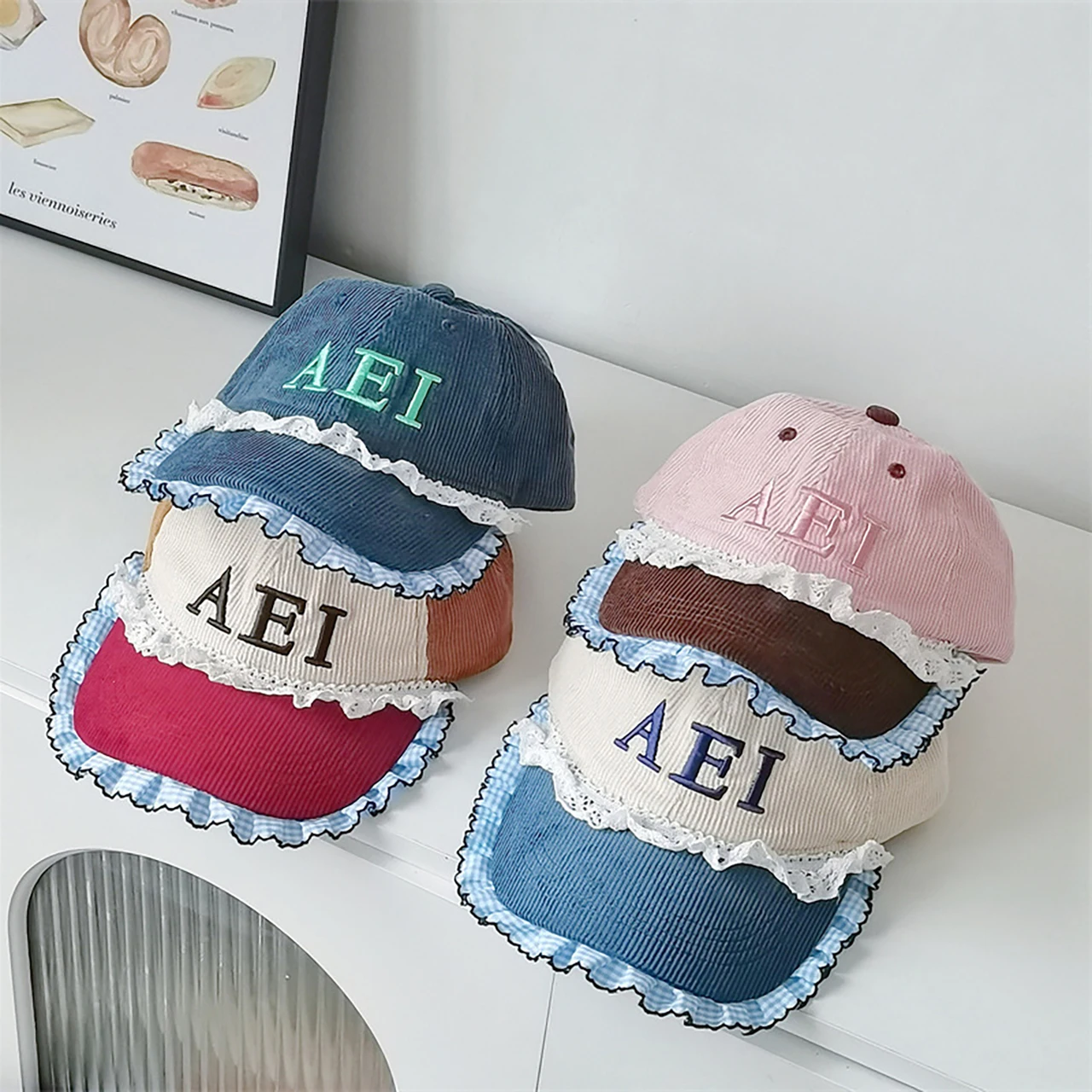 

Бейсбольная шляпа принцессы с кружевом и рюшами, модная лоскутная шляпа с утиным языком для девочек, осенняя вельветовая фуражка, детские солнцезащитные козырьки от 2 до 10 лет