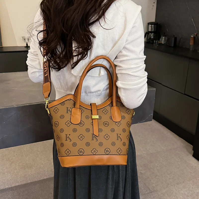 

2025 Printed Wide Strap Crossbody Bag for Women Minimalist Shoulder Handheld Purse Fashionable Handbag