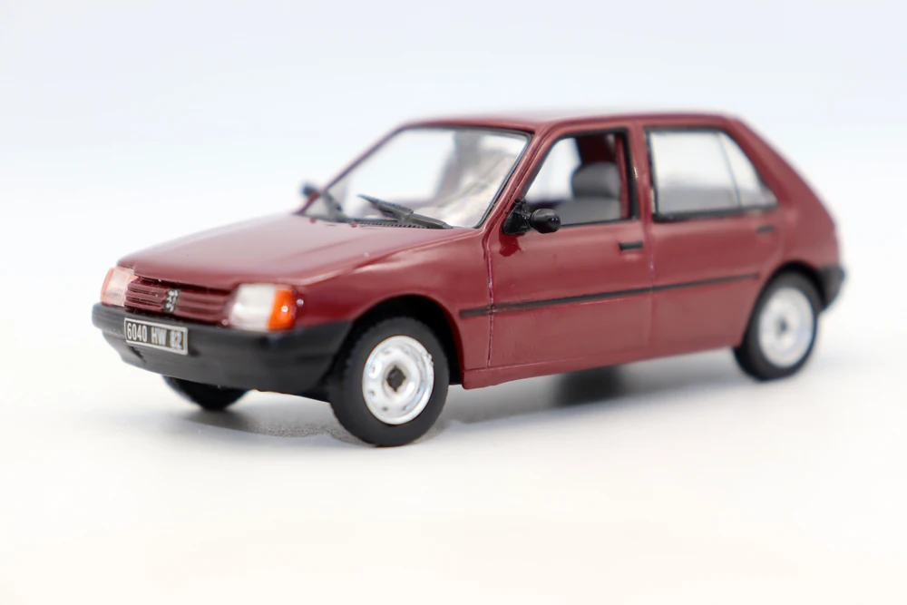 NEW 1/43 Scale Puget 205 GL 1988 Diecast Toy Car Models For Collection Gift