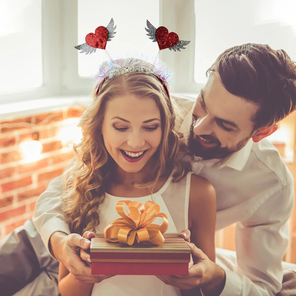 

Lovely Heart Design Hair Band Easy to Wear Women Valentine Headpiece Ideal for Holiday Celebration Gift Idea Valentine Headbands