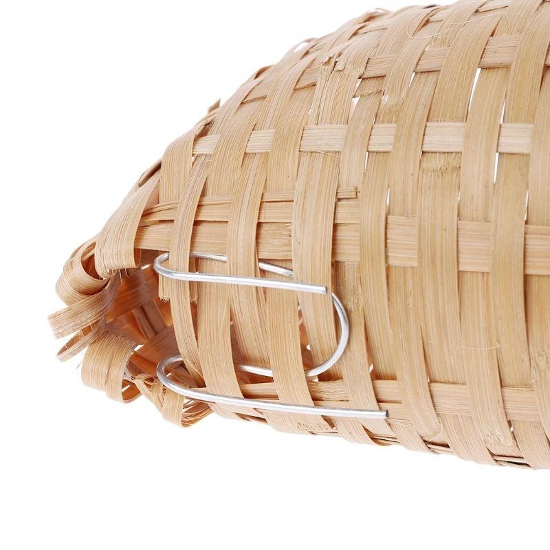 F92B Small Bird Nest with Metal Hook Hand-Woven Bird Eco-friendly Natural Bamboo