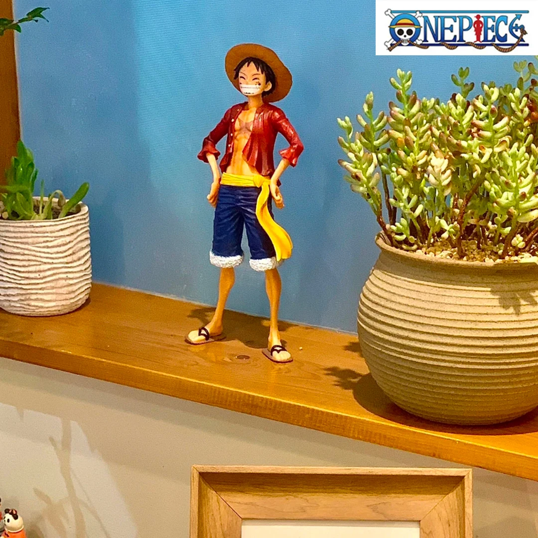 Nova figura de Anime de uma pieza de 28cm, Smiley confiante Luffy, muñeca que cambia de cara de tres formas, modelo de estatuil