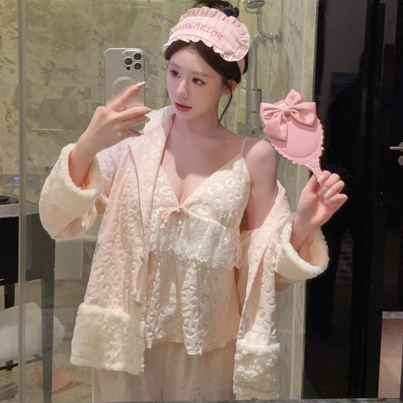 

Комплекты пижам для женщин: корейские фланелевые, утепленные, для похудения, японские милые, приятные к коже, согревающие, на пуговицах, с длинным рукавом, длиной до икр.