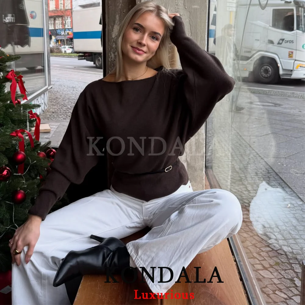 KONDALA Schokoladenbrauner Strickpullover für Damen, langärmelig, Slash-Ausschnitt, lockerer Pullover, modisch, 2026, Frühling, eleganter Gürtel, weiche Oberteile