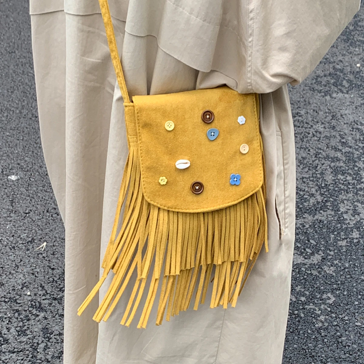 

Замшевая сумка через плечо в стиле ретро, женская модная красочная сумка через плечо с кисточками и пуговицами, большая вместительная женская сумка-мессенджер для поездок на работу
