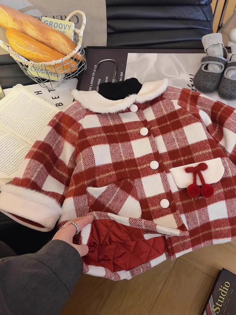 

Korean Sle Fce Lined Thiened Woolen Coat Cisas Theme Faionable Trendy Girls Winter Jaet Chinese Brand