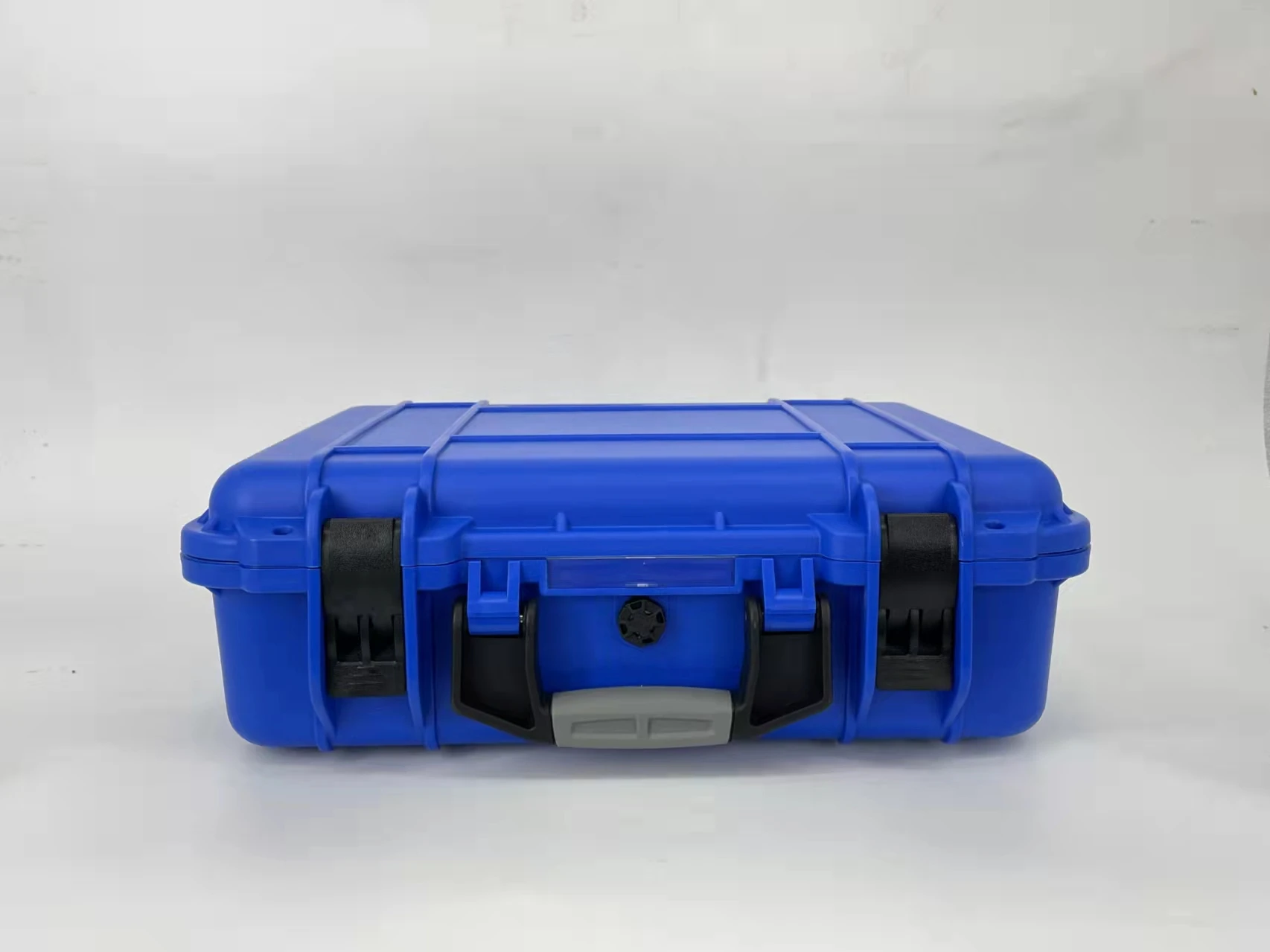 DPC090 Red Carrying Plastic Waterproof Shockproof Case