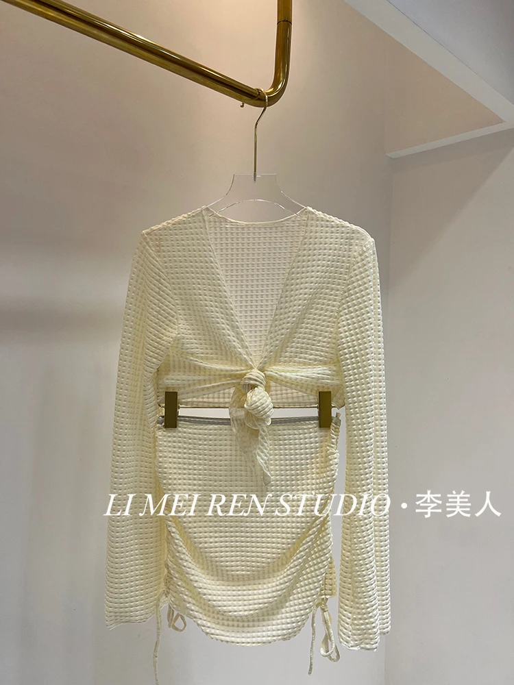 Nuevo Bikini estilo falda blanca, traje de baño superior de manga larga, vacaciones para chicas