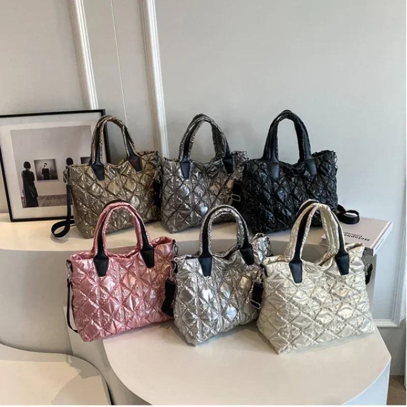 Modna torba damska Crossbody solidna codzienna torba na ramię nylonowa torebka o dużej pojemności pikowana wyściełana puchowa torba podróżna na zakupy — zdjęcie 5