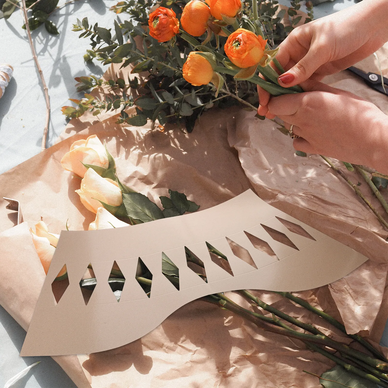 

Бумага для формирования цветов в форме сердца, основа для букетов, инструмент для упаковки цветов, материалы для романтических композиций своими руками