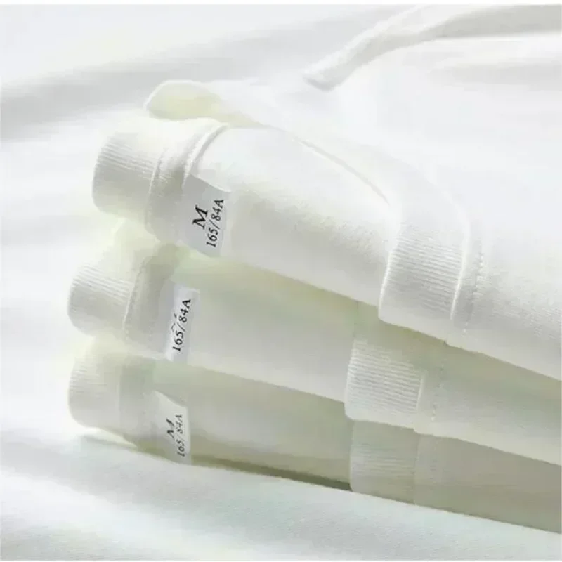 2025 Nueva camiseta de algodón con estampado de Mickey y Minnie de Disney para parejas, camiseta holgada con cuello redondo, camiseta diaria de moda para el Día de San Valentín