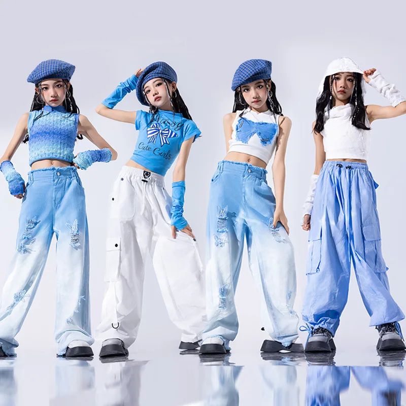 

Детский комплект одежды для уличных танцев: укороченный топ-жилет с градиентным принтом бабочек в стиле хип-хоп и брюки карго. Детская уличная одежда, подростковые наряды.