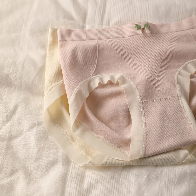 シームレスな三角形のパンティー,女性の下着,セクシーな下着,臀部リフト,新しいファッション