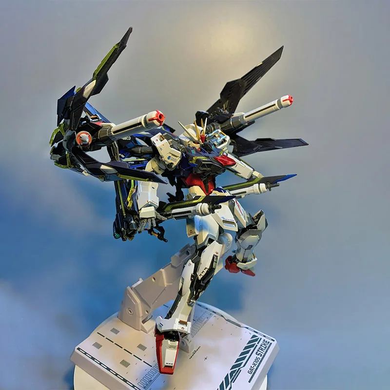 

【РЕИЗДАНИЕ】DABAN 8830 MG 1/100 STRIKE GAT-X105 MB Style, сборная модель из сплава, фигурка робота с рюкзаком Lightning