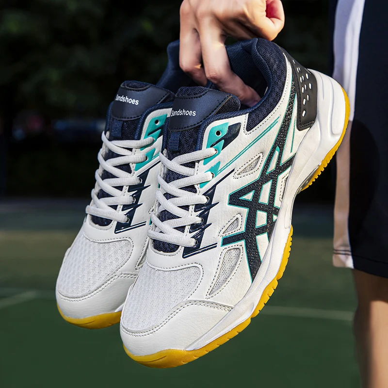 Brand Fashion Tennis Snneakers for Men Women Breathable Mesh Table Tennis Sneakers Men Non-slip Professioanl Badminton Shoes Men