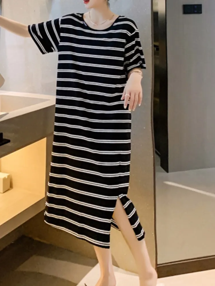 ขนาดบวกลายแขนสั้นเสื้อยืดชุดฤดูร้อนใหม่ O-คอแยกกุ๊นหลวมชุดลําลองแฟชั่นผู้หญิงเกาหลีเสื้อผ้า