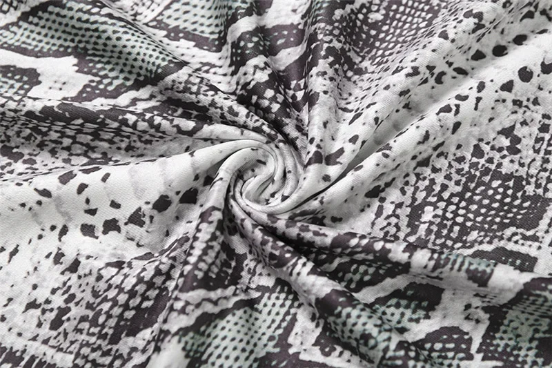 Serpentine Print Metal Rings Hollow Out Bodycon Maxi Party Dress Women Sexy Turtleneck Full Sleeve Peach Hips Clubwear Long Robe