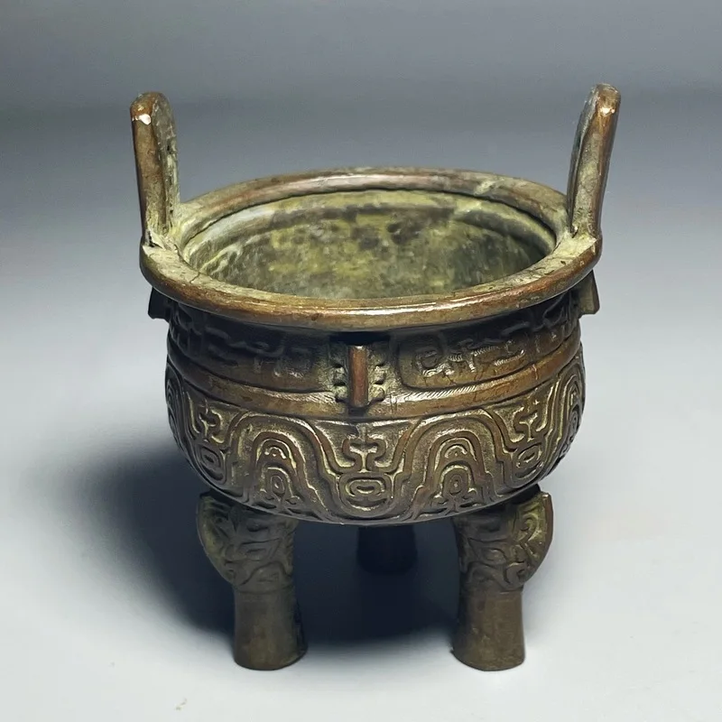 Copper incense burner, Western-style three-legged tripod with animal motifs, home decoration ornament
