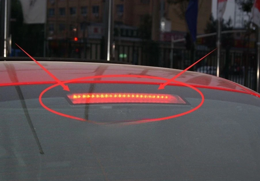 

1 шт. для Skoda Octavia Superb: светодиодный стоп-сигнал, задний стоп-сигнал, сигнальный фонарь стоп-сигнала