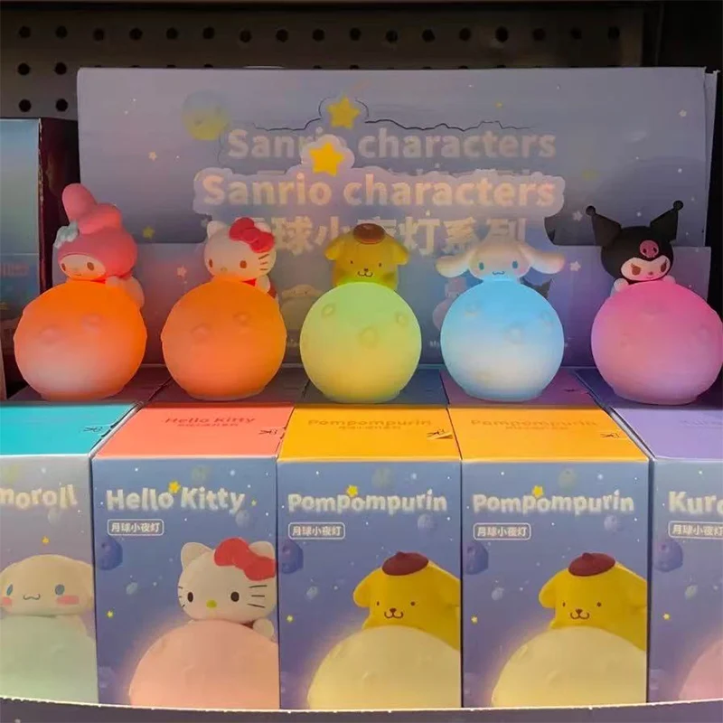 

Authentic Sanrio Moon Night Light HelloKitty MY MELODY KUROMI POMPOMPURIN Cinnamorol Doll Handmade Ornament Children's Toy Gift
