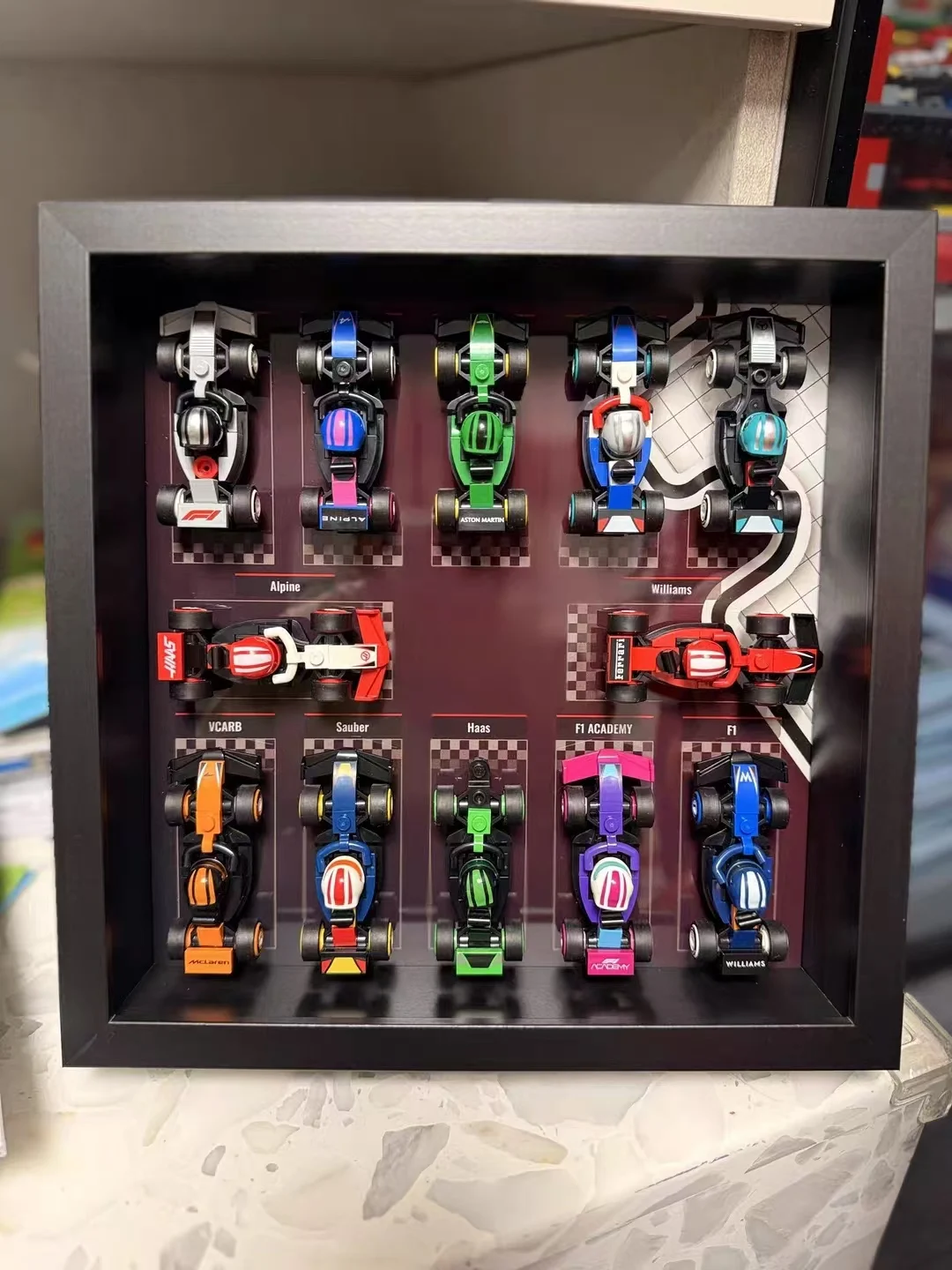2026-new-display-wallboard-wall-71049-display-photo-frame-for-lego-66796-f1-mini-collectible-race-cars