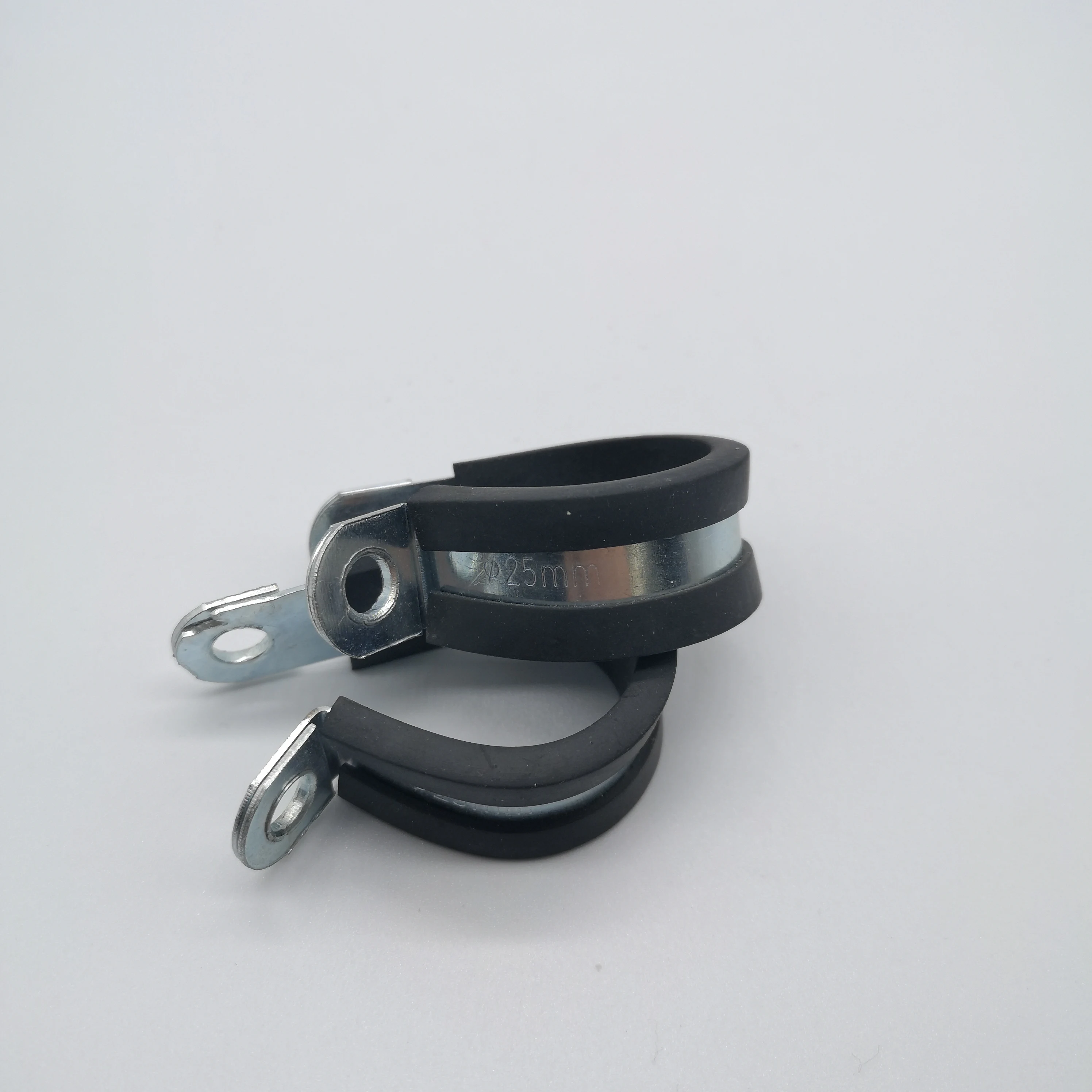 6-65mm 15mm Bandwidth Reinforced R Type Rubber Lined Hose Clamp Galvanized Steel Single P Pipe Clamp