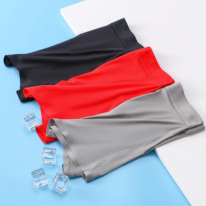 Men's Boxers Ice Silk Seamless Underwear Thin Breathable Panties 3d Convex Boxers Quick-Drying Moisture-Wicking Underpants