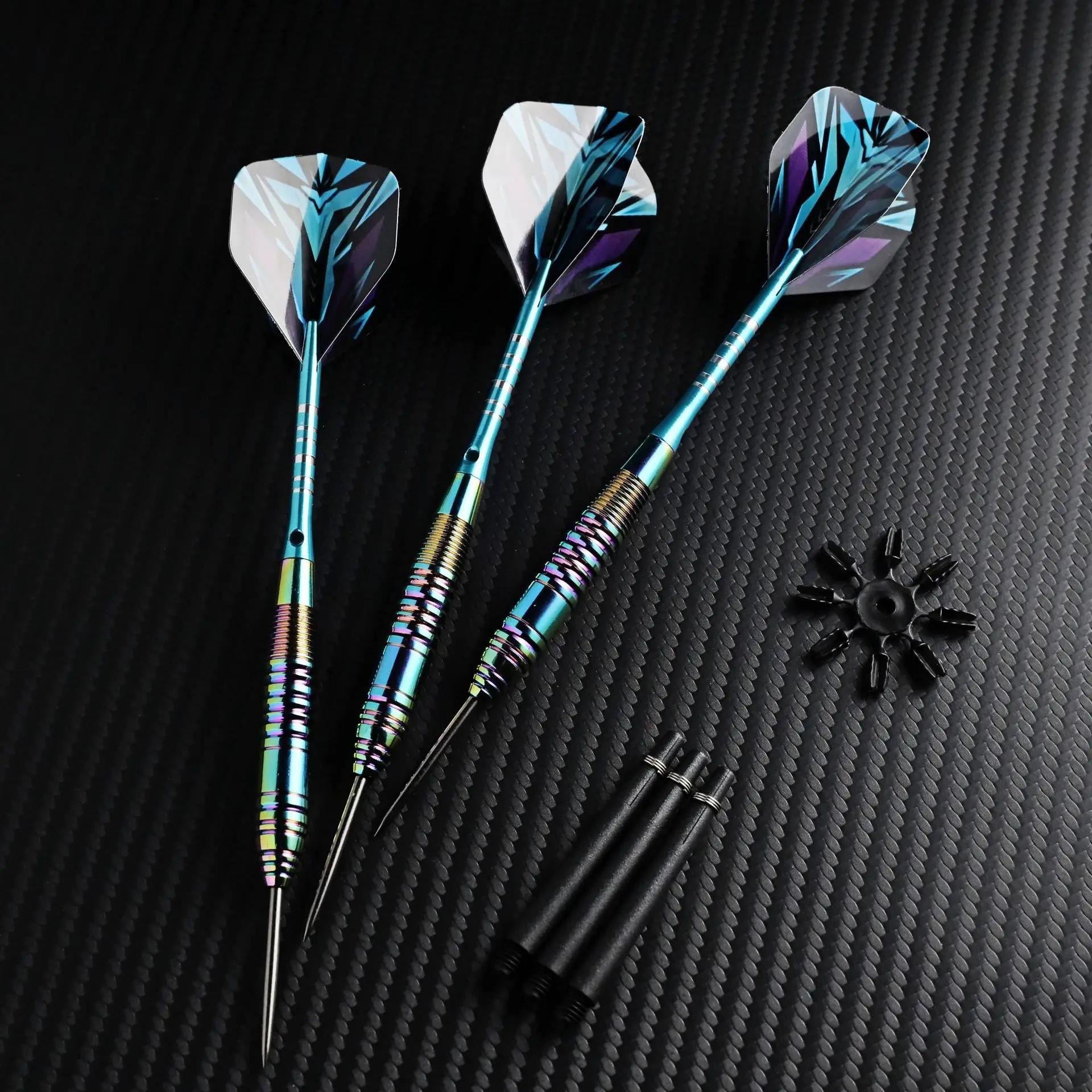 3 قطع من مجموعة سهام ذات طرف فولاذي احترافي 23 جرام عمود ألومنيوم برميلي ملون مع 6 رحلات محمولة للعبة داخلية