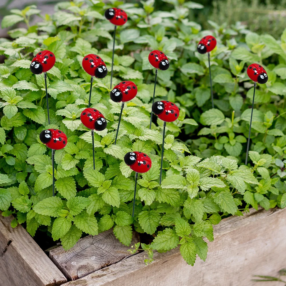 10PCS Ladybug Garden Decor Ladybug Garden Stakes Decor Ladybug Lawn Ornaments Decorative Outdoor Ornaments Ladybug Sign