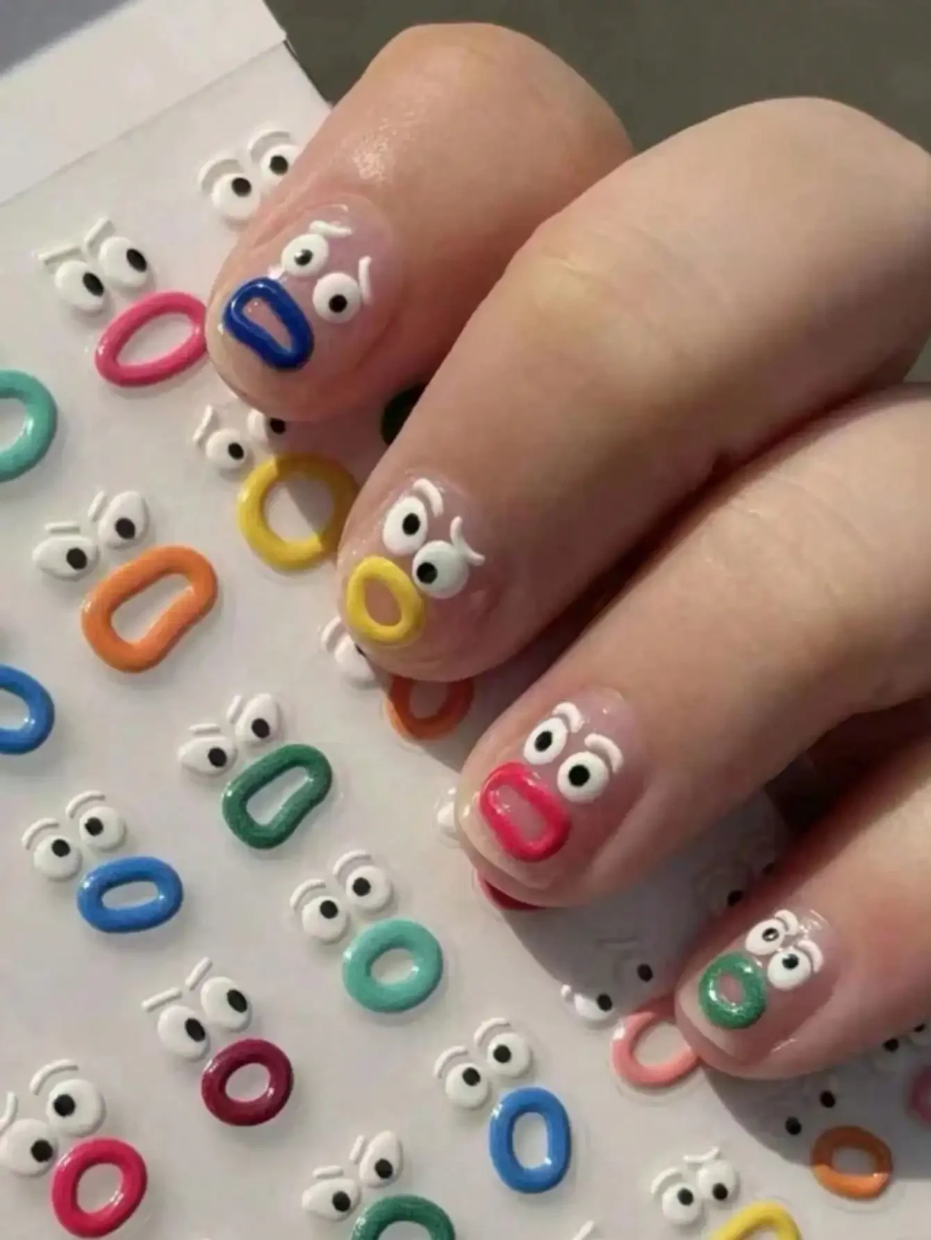 

5pcs Monster Shaped Party Decorative Stickers, Nail Art Decals, Party Favors Nails Nail Supplies