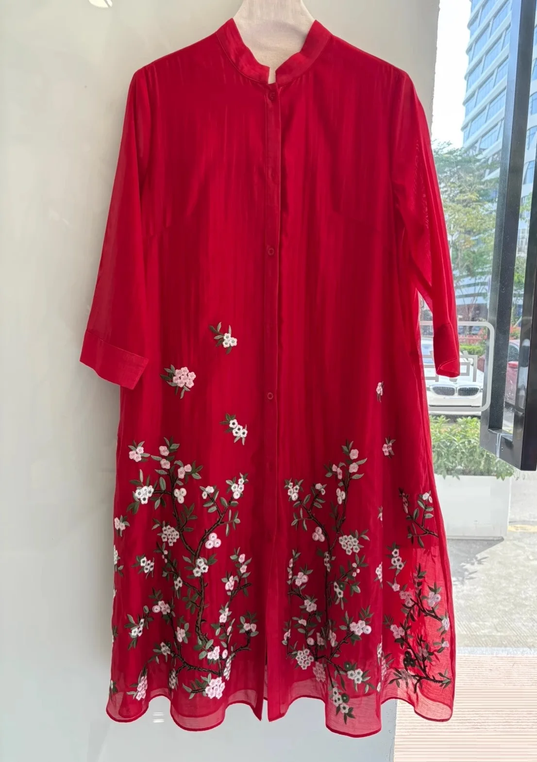 Di alta Qualità Nuovo 2025 Vestito Da Estate Delle Donne Allover di Lusso Ricamo Mezza Manica a Metà Polpaccio Elegante Abito Camicia Lunga Allentato XXXL