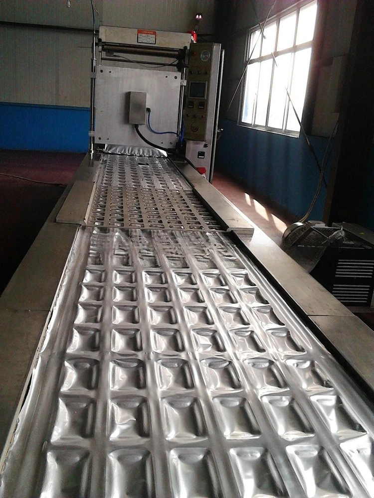 Equipment vacuum packaging machine Automatic stretch film vacuum packaging machine
