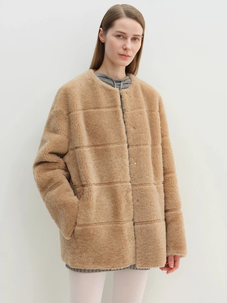 الراقية الفاخرة ميرينو الأغنام الفراء امبسوول الستر للنساء 2025 جديد بسيط س الرقبة فضفاض الشتاء جلد طبيعي معطف الفرو الحقيقي