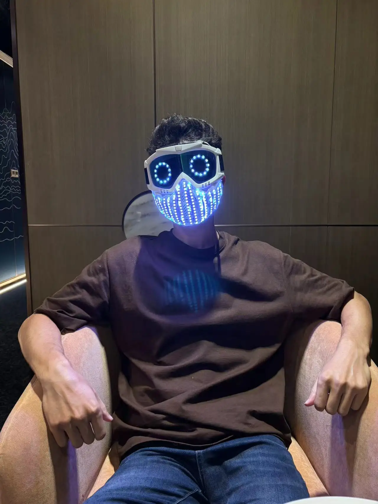 Dynamic LED Mask Casual Multi-modes Lighting Halloween Holiday Music Show Performance LED Mask