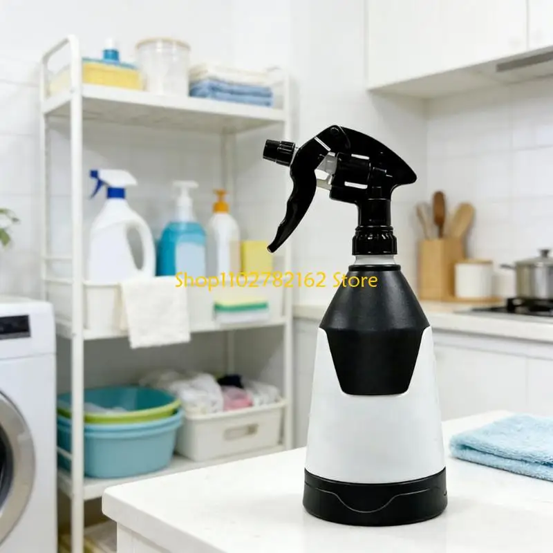 547B Heavy Duty Plastic Sprayer Bottle Watering Can With 360 Degree Rotation Suitable For Industrial Cleaning And Plant Care