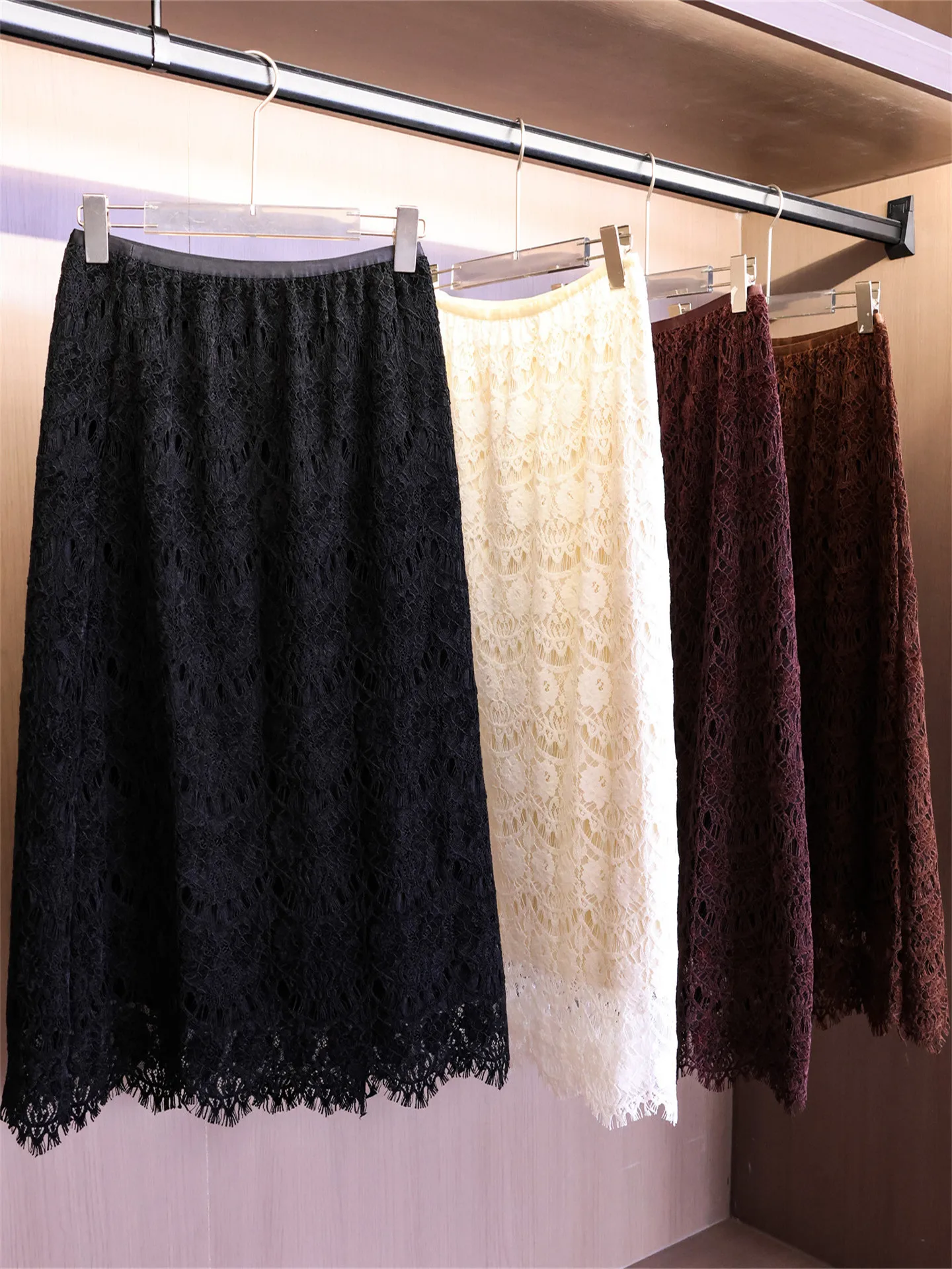 

Pure Color Lace Hook Hollow out A-Line Skirt High Waist Slimming Mid-Length Women's Half Skirt Commute Style B482