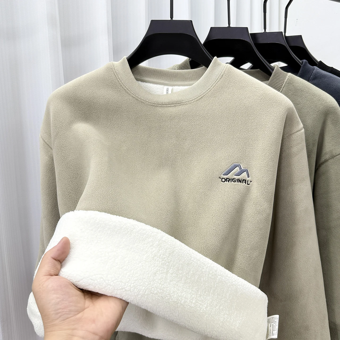 

Ultra-Thi Fce-Lined round Ne Men's Sweatirt Double-Sided Plu Warm Base irt Camel down Winter Casual Knitwear