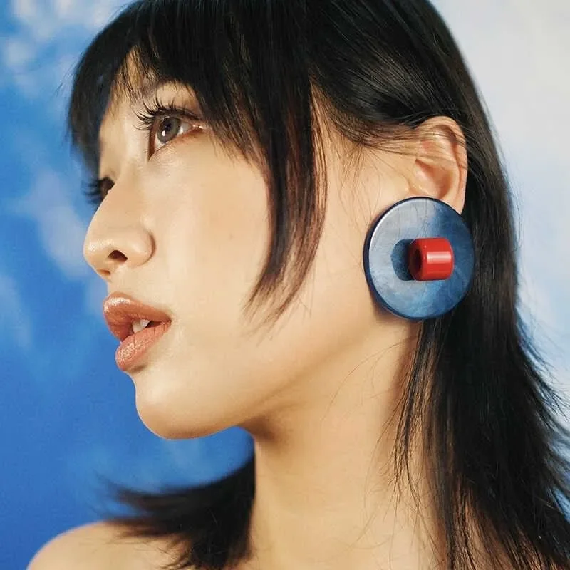 For Potato Habitat series, original retro red and blue contrasting color round vacation earrings