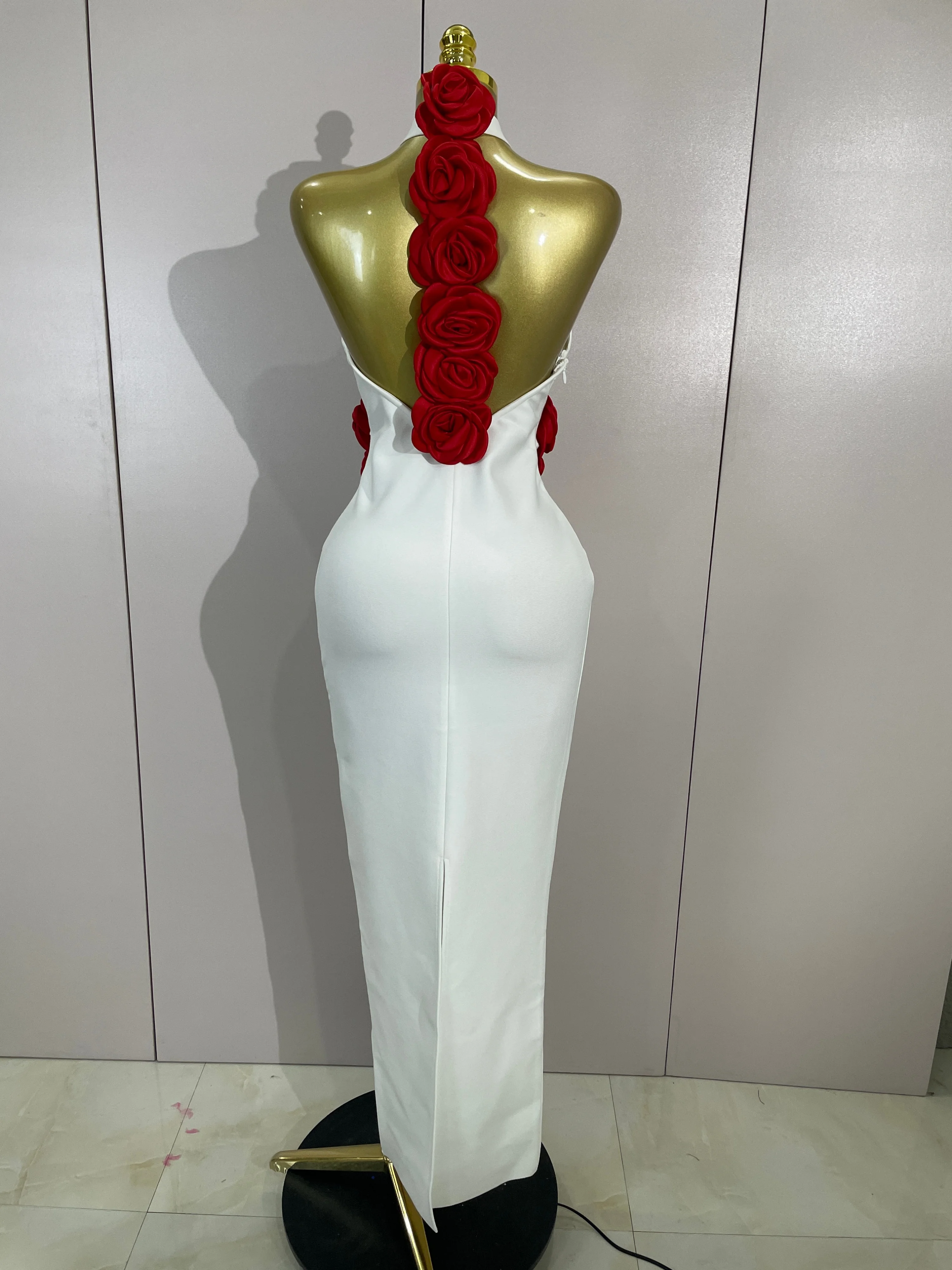 ชุดเดรสยาวรัดรูปสีแดงลายดอกไม้ - Women'S Red Formal Wear บทวิจารณ์และราคา