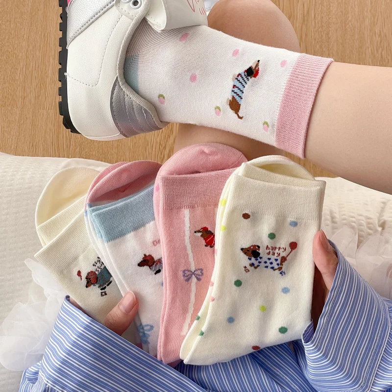 

Cartoon Dachshund Women's Mid-Calf Socks Spring Summer Cotton Kawaii Cute Crew Socks Trendy Fashion Novelty Socks for Girls