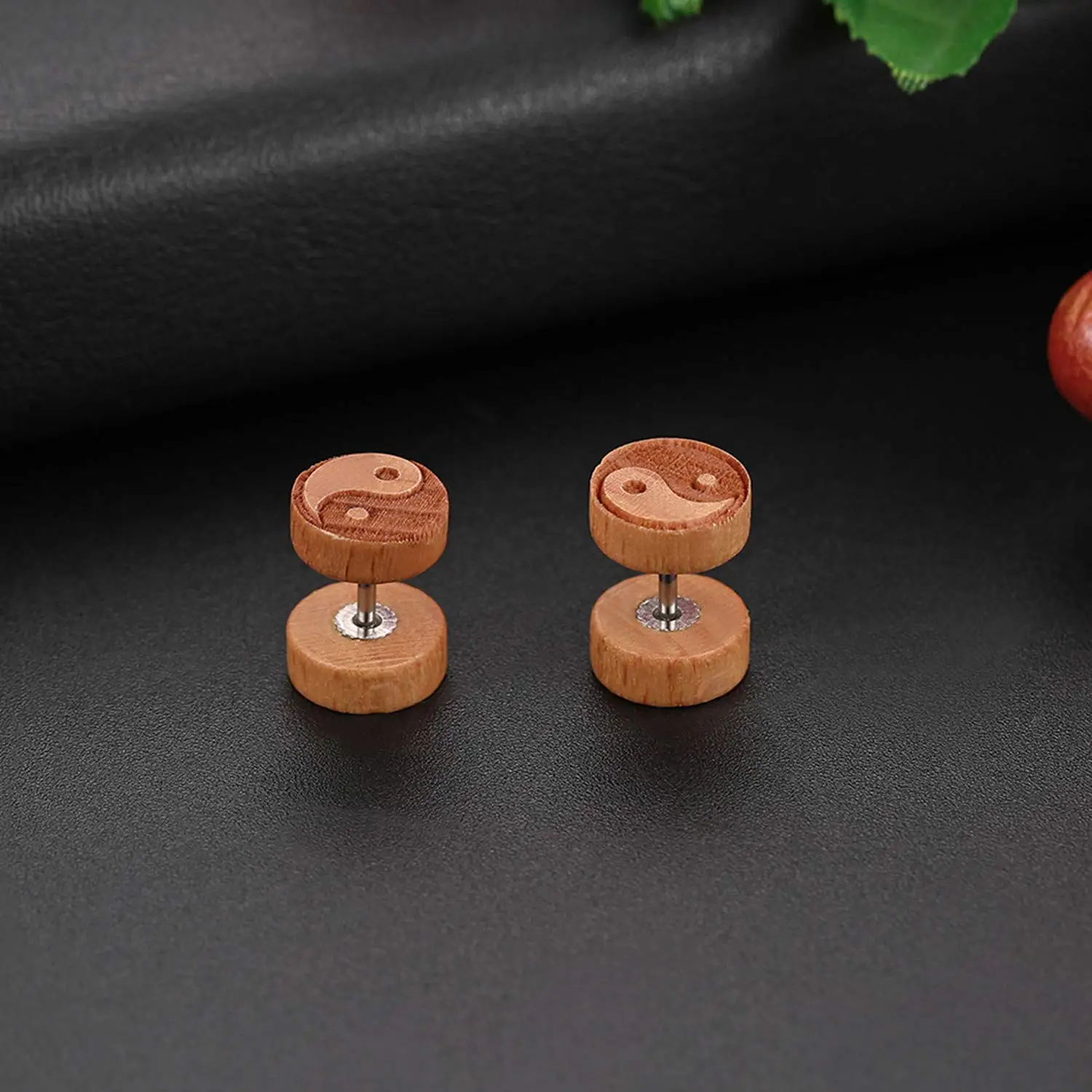 2PCS Vintage Women\'s Men\'s Wood Pierced Stainless Steel Yin Yang Fake Gauges Tunnel Round Screw Stud Earrings 10mm