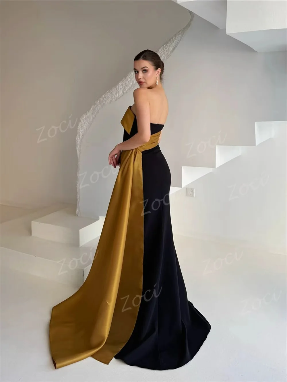 โซซี ﻿ ชุดราตรีทรงเมอร์เมดสุดหรู สีทองดำ ผ้าซาติน ชุดราตรีสำหรับผู้หญิง งานพิธีการ งานเลี้ยงสุดพิเศษ ชุดวันเกิด