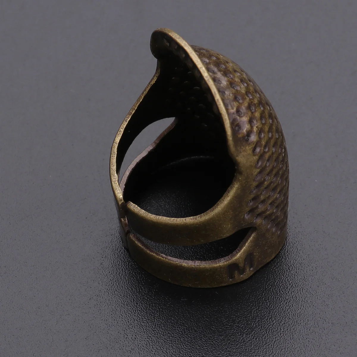 

Adjustable Vintage Copper Thimble Sewing Finger Protector Skid Resistance DIY Craft Quilting Thimble Ring Finger Shield