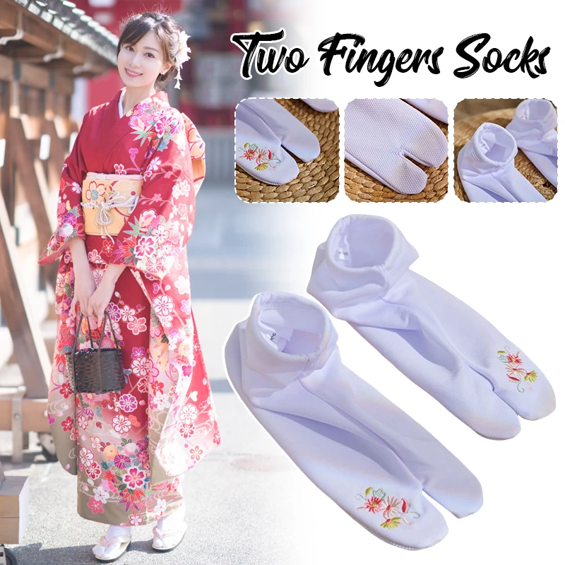 

Japanese Ninja Clogs Socks Embroidery Women Flip Flop Split Toe Tabi Kimono Geta Breathable Foot Finger Floor Sock Cosplay