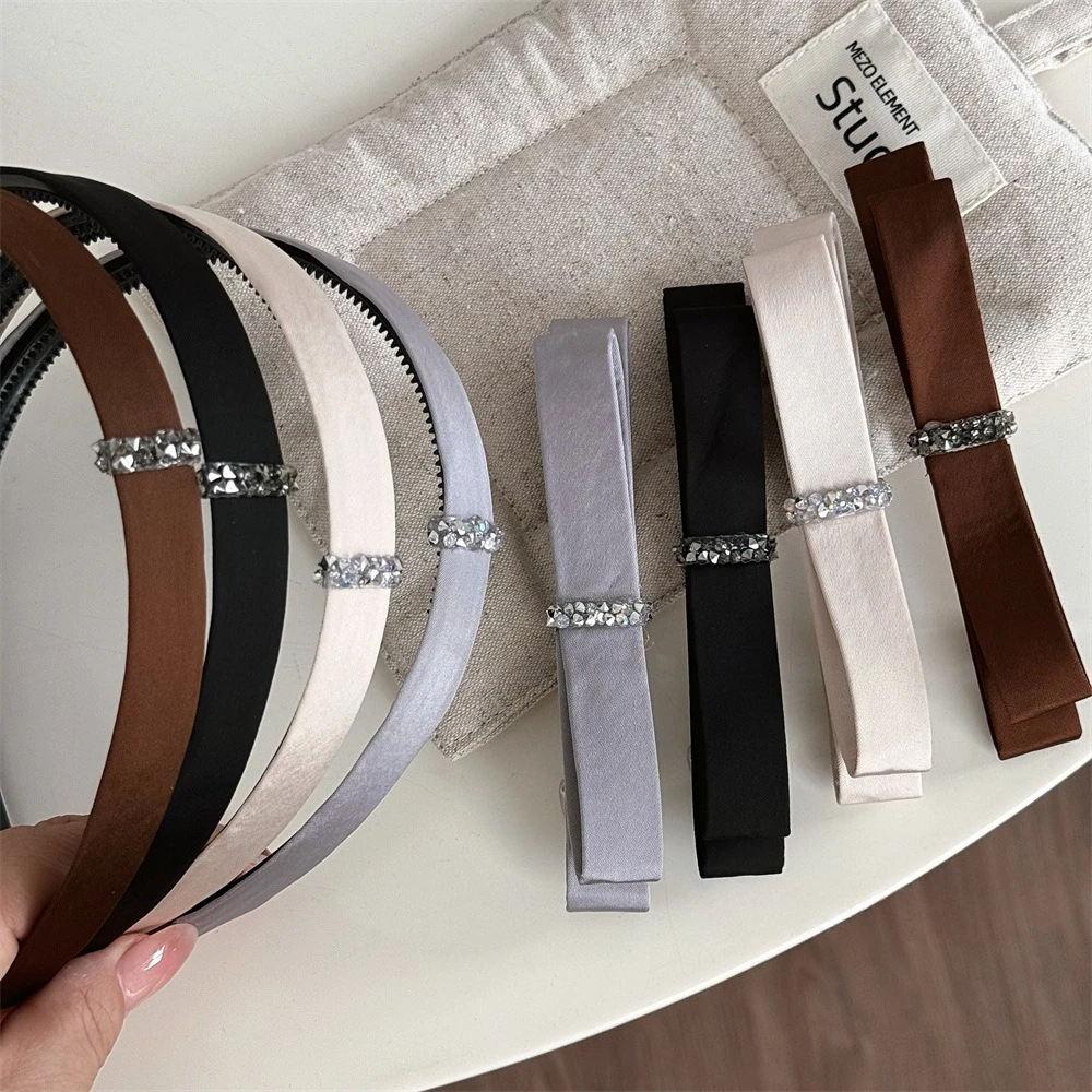 

Rhinestone Fabric Double-Layer Bow Hair Clip Elegant and Sophisticated Minimalist Design Versatile Spring Clip Top Hair Clip