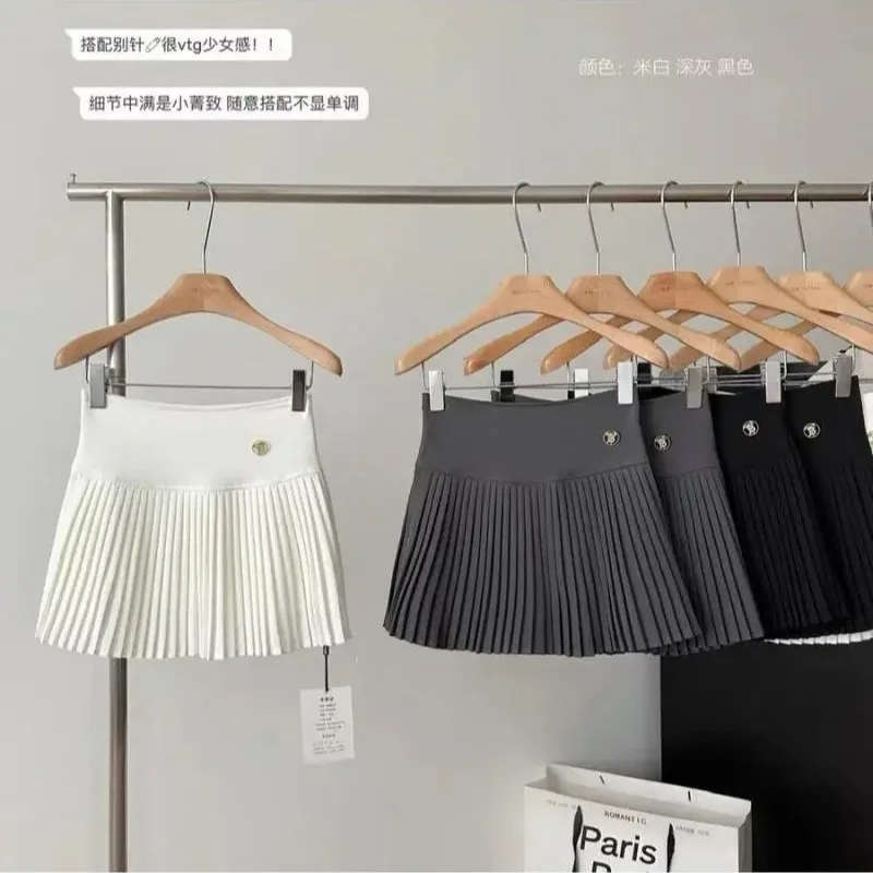 Summer New Style Temperament Women's Mini Skirt Detachable Badge Elasticity High Waist Slim Anti Slip Pleated Skirt Trend
