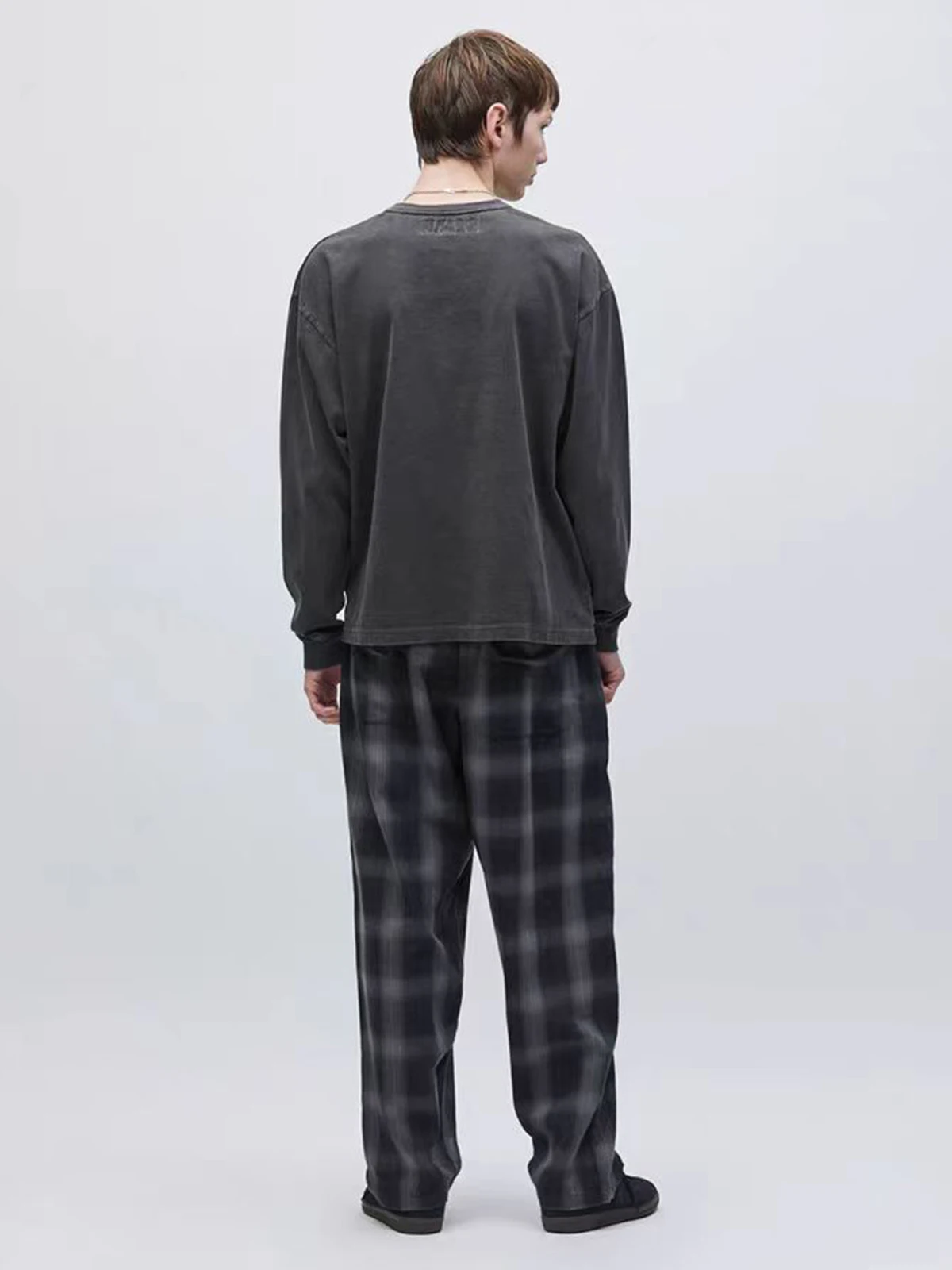 تي شيرت NBHD Batik القديم المغسول بأكمام طويلة، تي شيرت سفلي برقبة دائرية