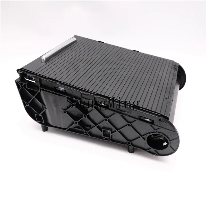 CL is suitable for new and old B6B7 louver curtain water cup holder, front armrest box depth,, gray beverage cup holder.