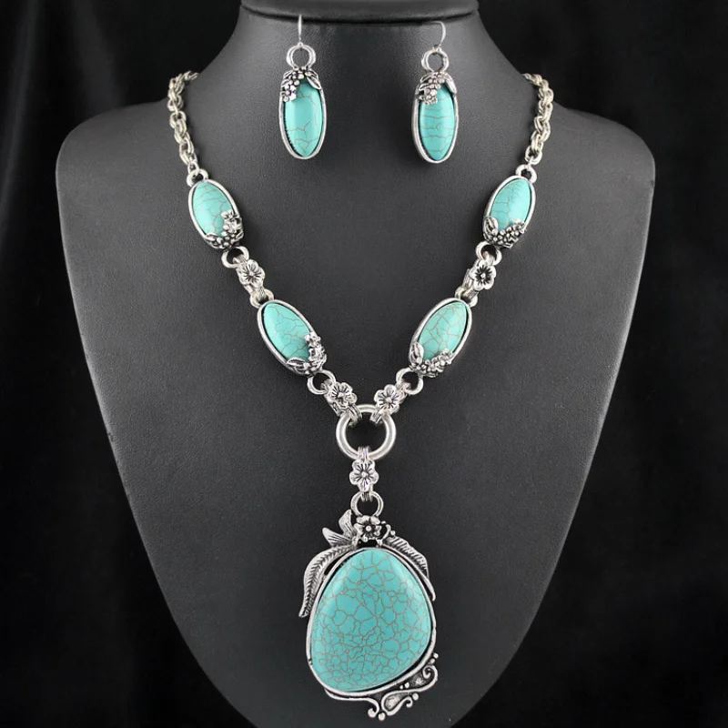 

3pcs Bohemian Jewelry Set Silvery Alloy Necklace And Earrings with Turquoise Stones Accessories for Women Beach Holiday Gift